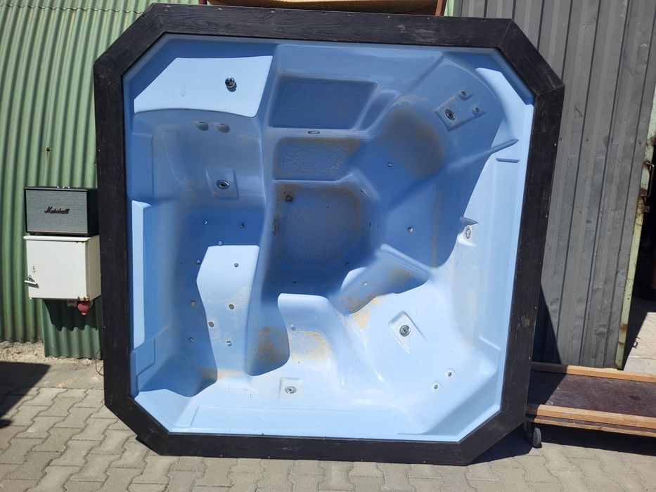 Jacuzzi zewnętrzne