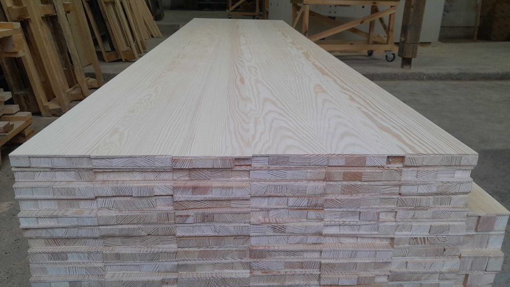 Płyta sosnowa obłogowana, klejonka.