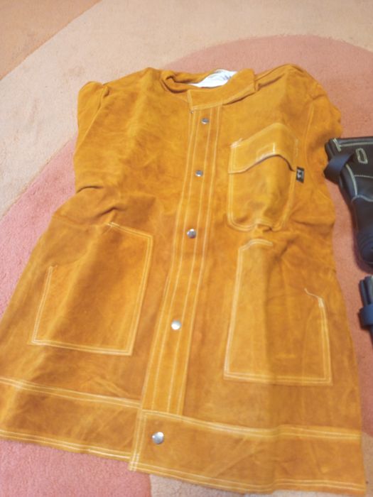 Casaco e botas de Soldador