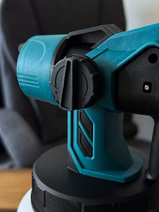 Pistolet do farby z regulacją – pasuje do baterii Makita LXT 18V