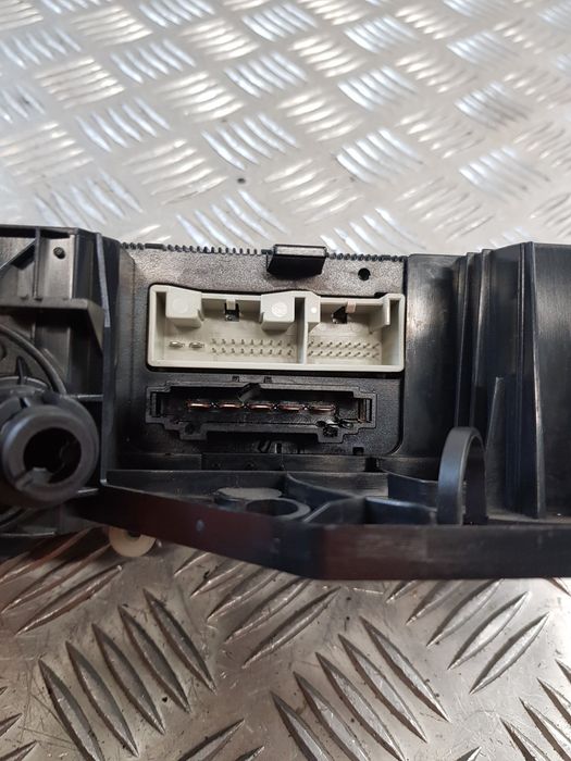 Panel Nawiewu Vw Touran I 04R-