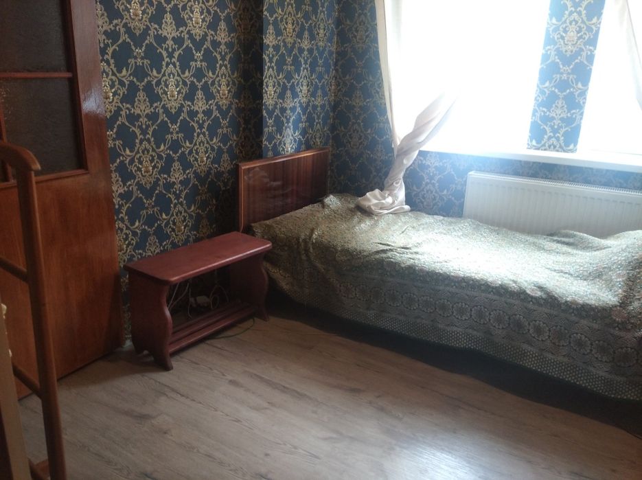 Сдаются окремі кімнати для 1 чи 2 осіб тільки жінкам в приватному буди