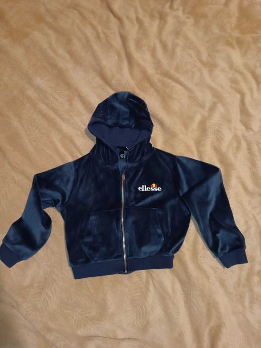 Дитячий спортивний костюм оригінальний 110-116 Ellesse
