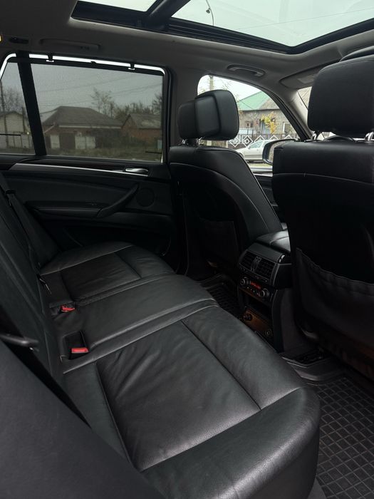 Продаж BMW e70 35i