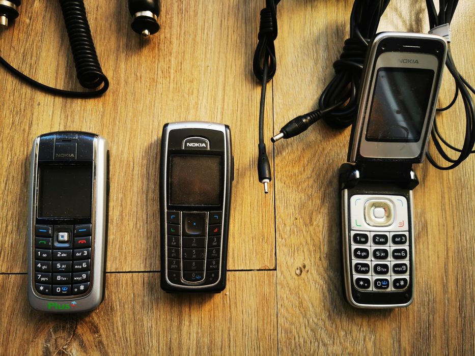 Zestaw telefonów Nokia 3410 Nokia 6020 Nokia 6230