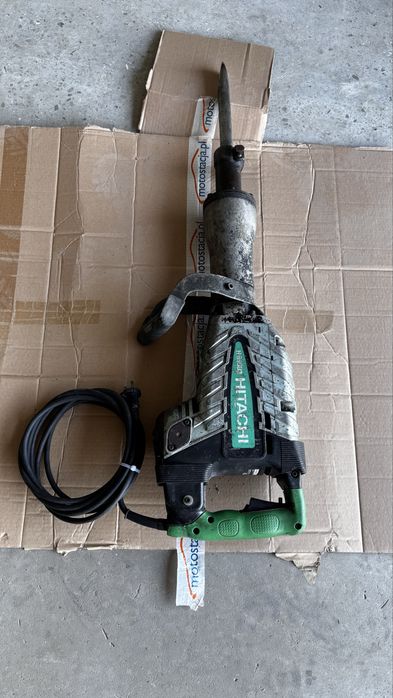Młot wyburzeniowy hitachi H65SB2