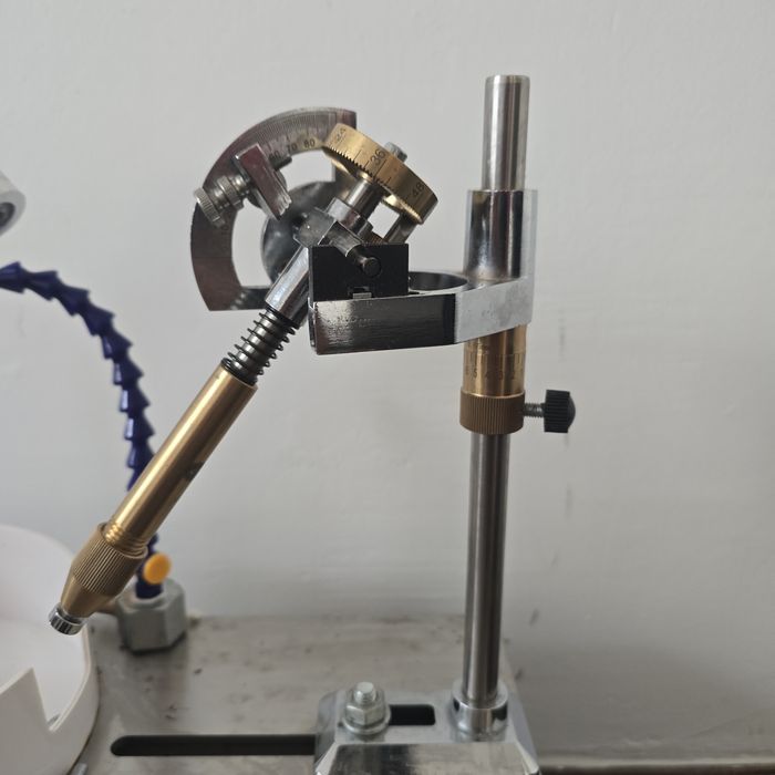 Achieve Perfect Facets: VEVOR Precision Gemstone Polisher