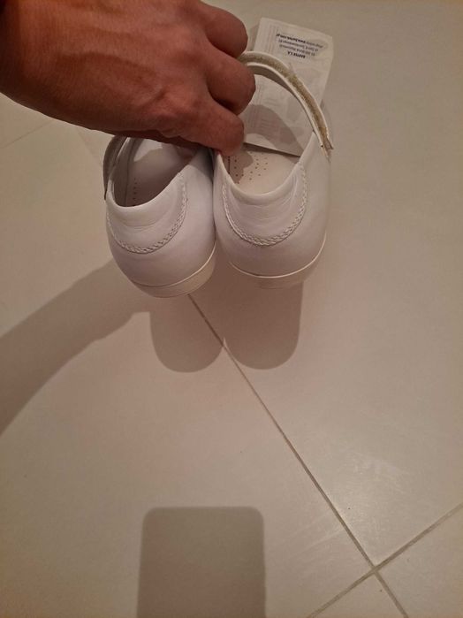 Buty dla dziewczynki komunia 33