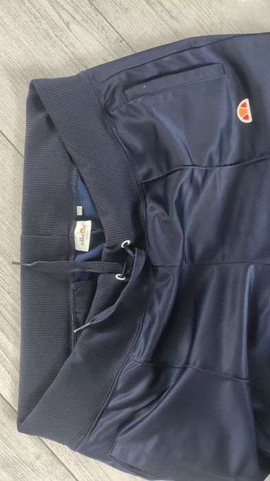 Ellesse spodnie dresowe