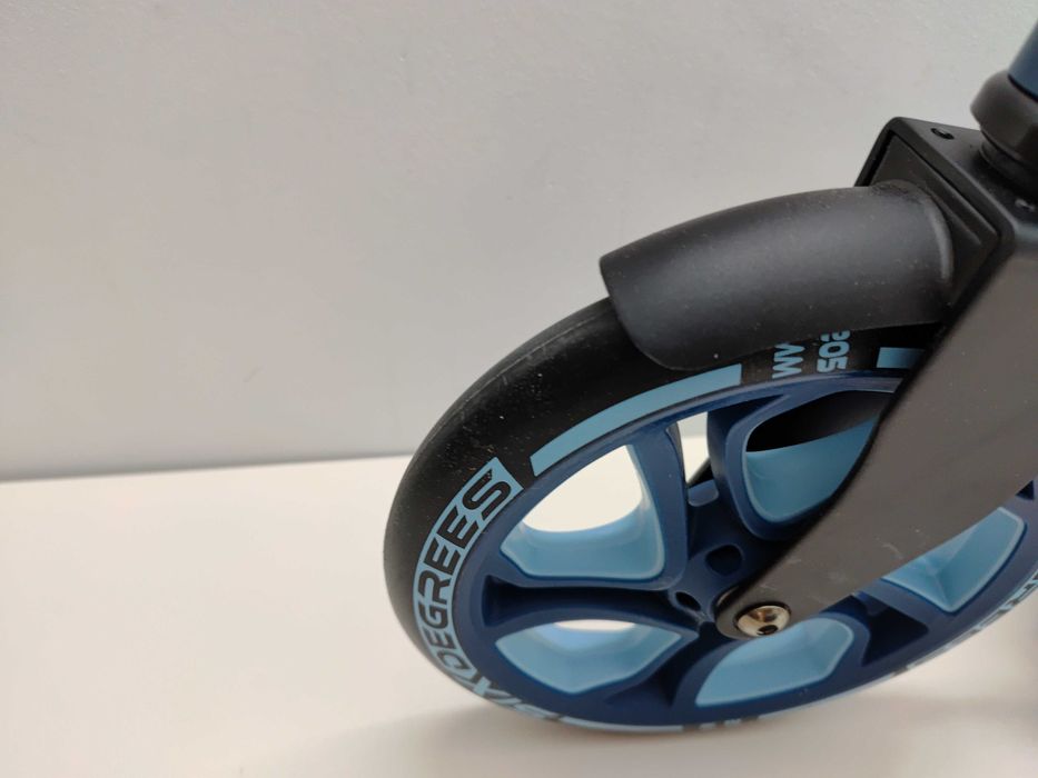 Hulajnoga Six Degrees Stuntstep Junior Hamulce /K