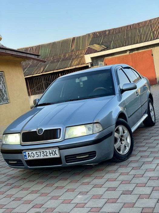 Skoda.turka2003)()