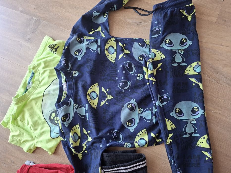 Dres Coccodrillo Chłopiec r. 116 -gratis czarne spodnie