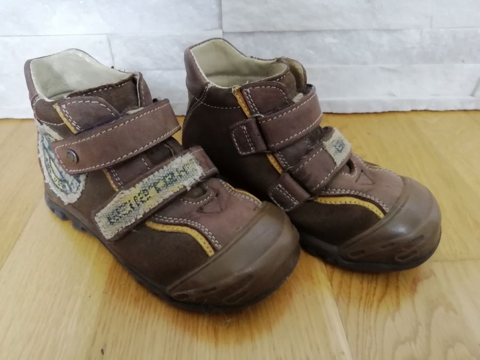 Buty trzewiki Bartek roz. 26