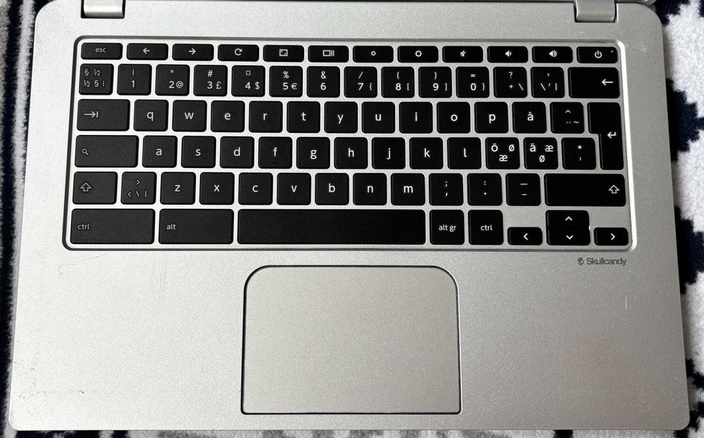 Laptop Toshiba Chromebook CB30-B-103 SkullCandy + Ładowarka Toshiba