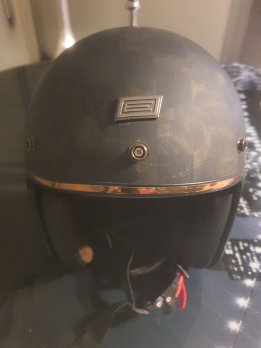 Capacete aberto  praticamente novo
