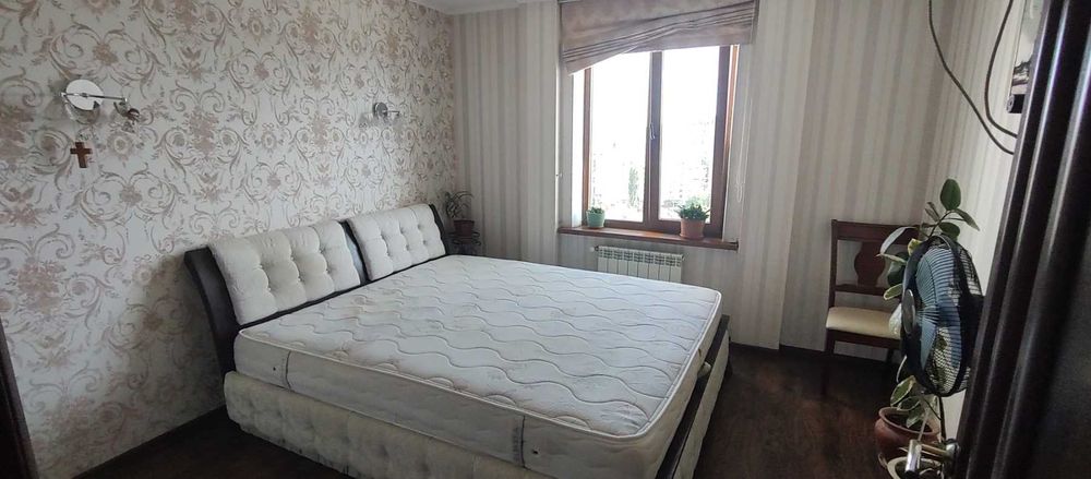 2 комн Троещина Бальзака 55 ТРЦ Район 13эт Евроремонт 2017 55квм