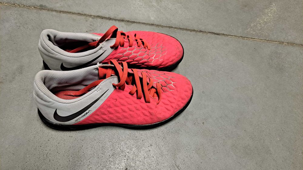 Buty dziecięce halówki