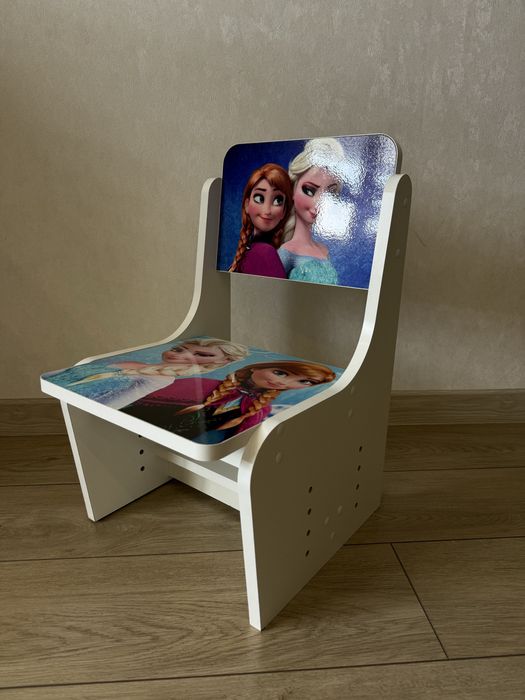 Стіл дошкільний.