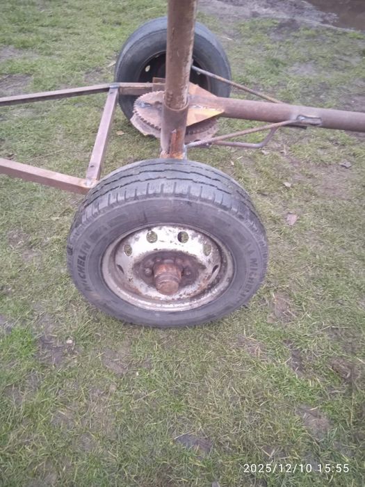 Продам тракторний віз