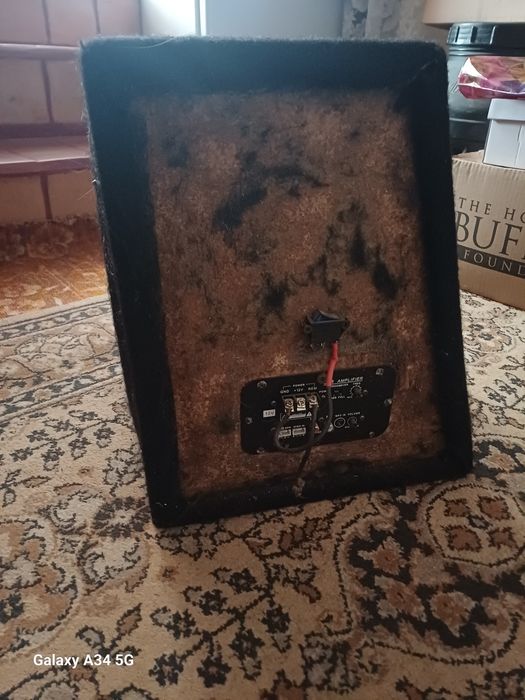 Продам Сабвуфер 800w
