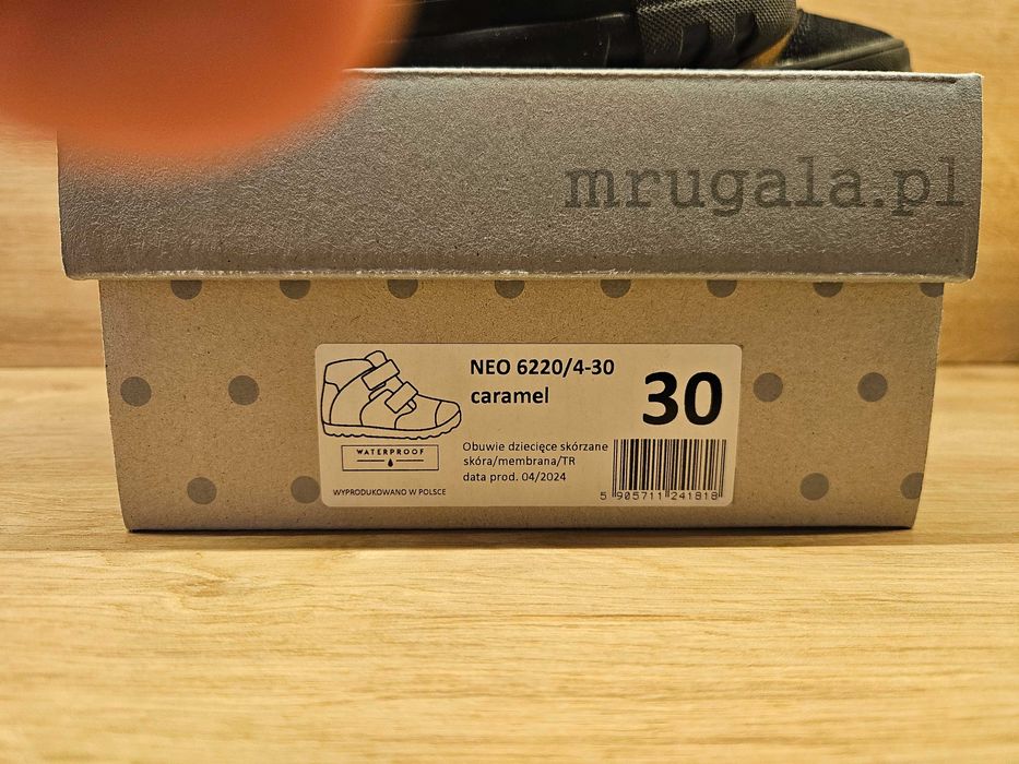 Buty dziecięce jesiennne / zimowe. Mrugała Neo 6220 caramel rozm. 30.