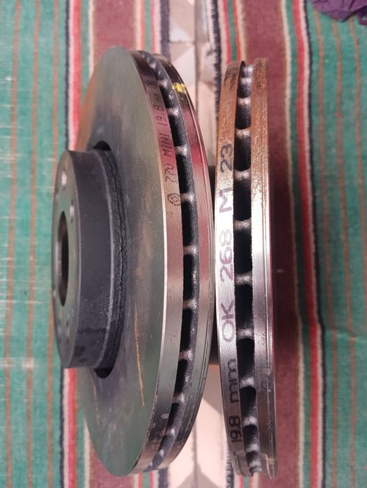 Новые Передние Тормозные диски  Рено  260 мм 100% оригинал
