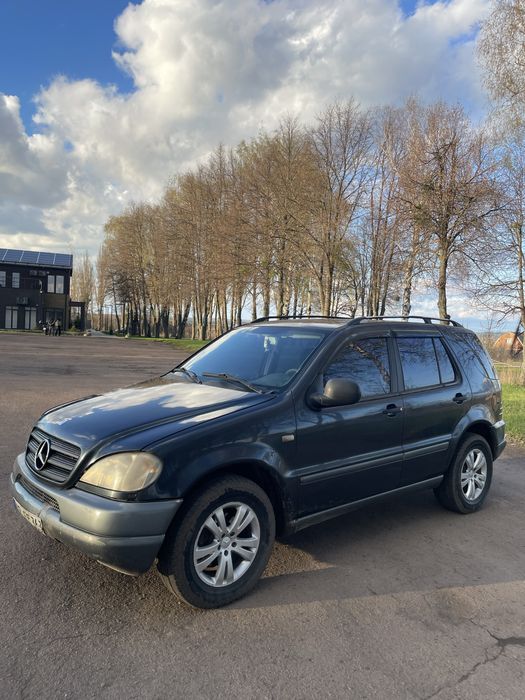 Продам Mercedes-Benz ML270