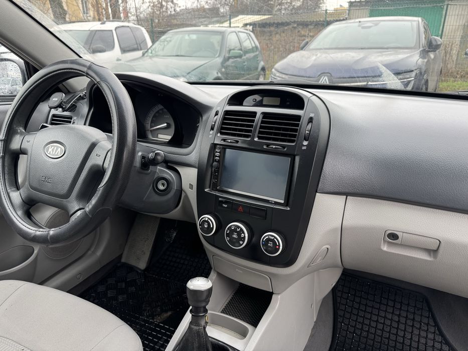 Kia cherato 1.6 tdi