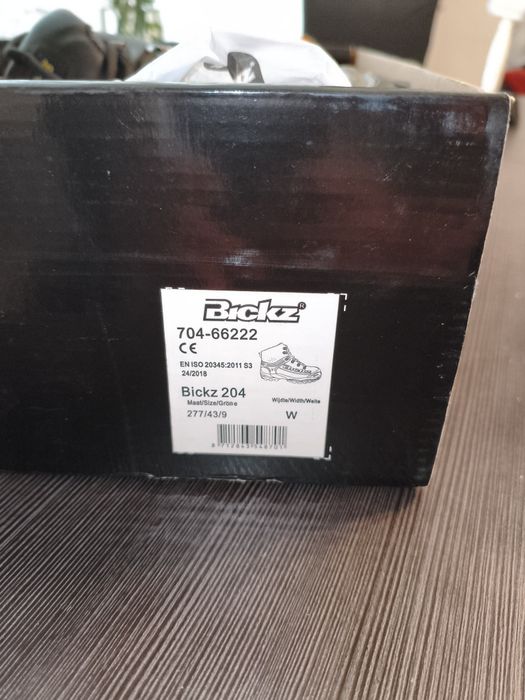 Buty robocze Bata