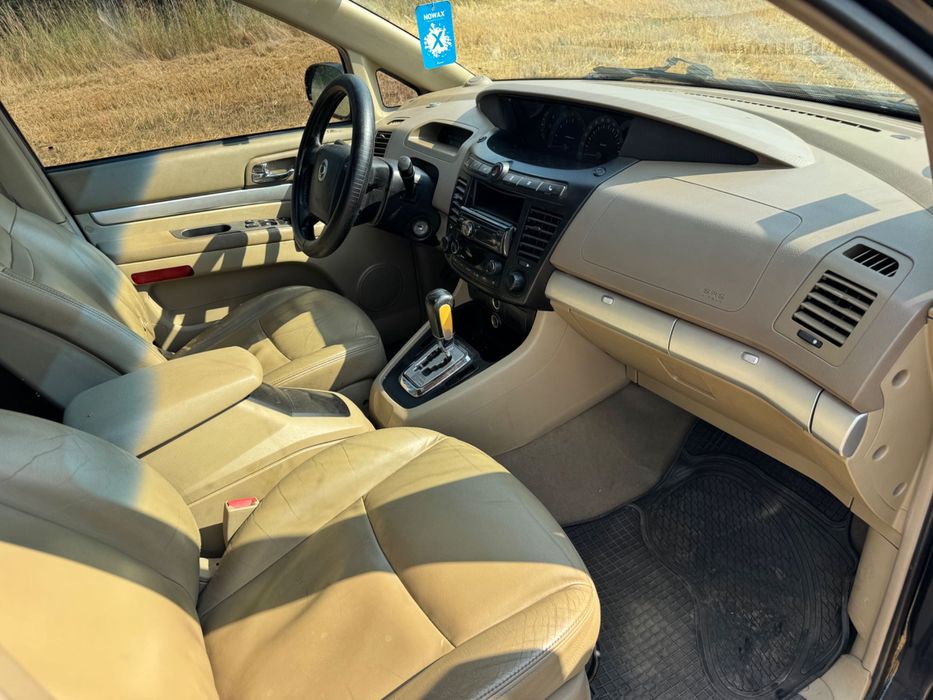 SsangYong Rodius полный привод, кроссовер