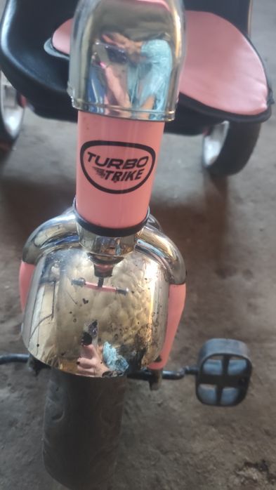 Трёхколёсный велосипед