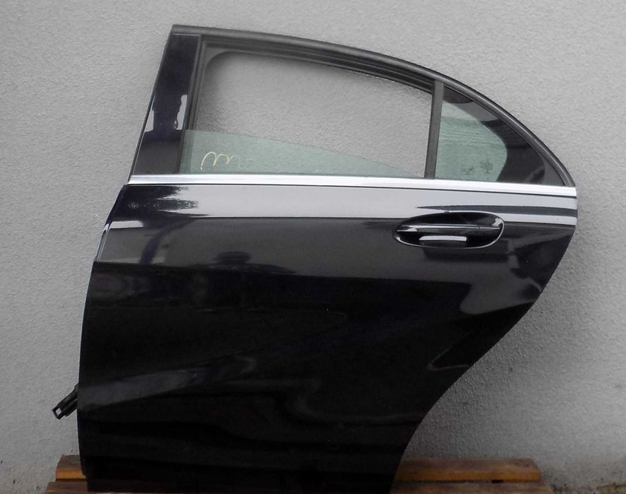 drzwi lewe tył MERCEDES W176 A-klasa lakier 191 do założenia w kolor