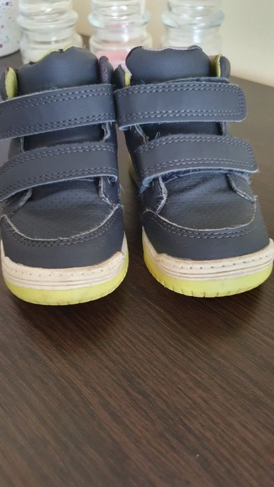 Buty rozmiar 24 Youngstyle