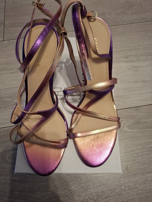 Sandałki guess 39