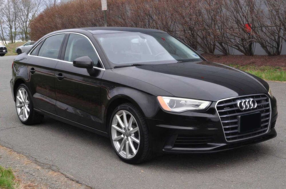 Audi A3 Premium      2015