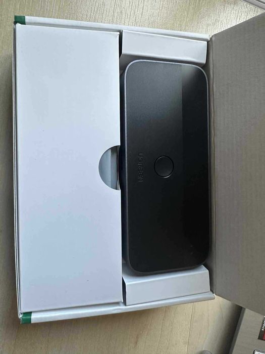 UGREEN USB-C Sharing Switch 2 in 4 out – przełącznik USB 10 Gbps