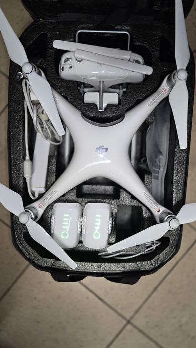 Dron Dji phantom 4