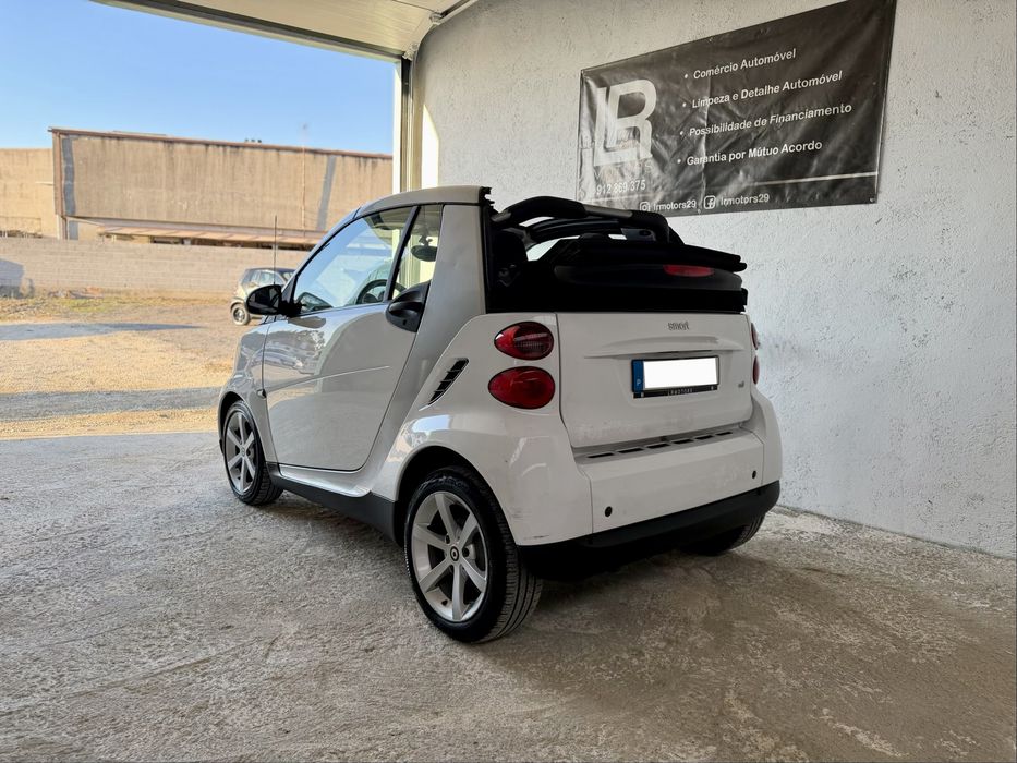 Smart Fortwo Cabrio 0.8 CDI Pulse - Desde 140€ Mês
