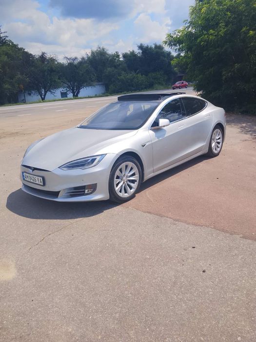 Tesla model S 90D Intel