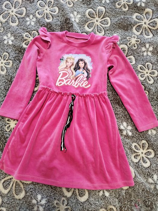 Плаття барбі на дівчину