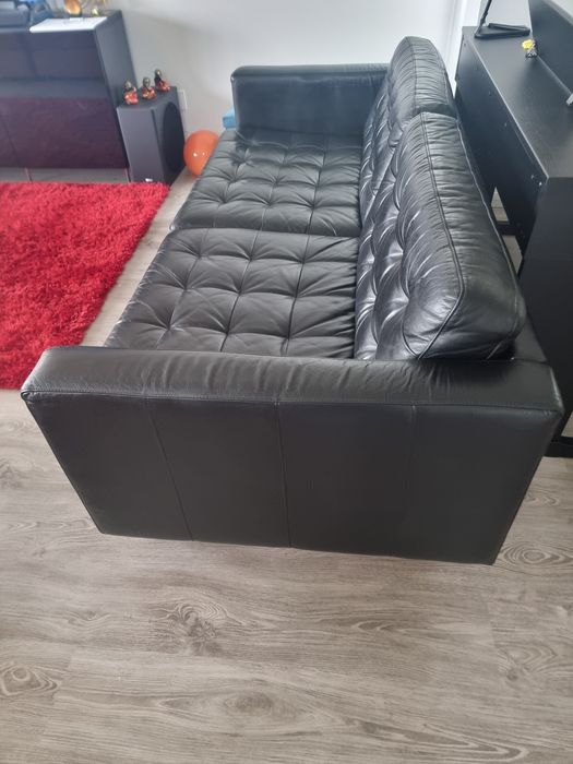 Sofá Ikea em pele. Como novo