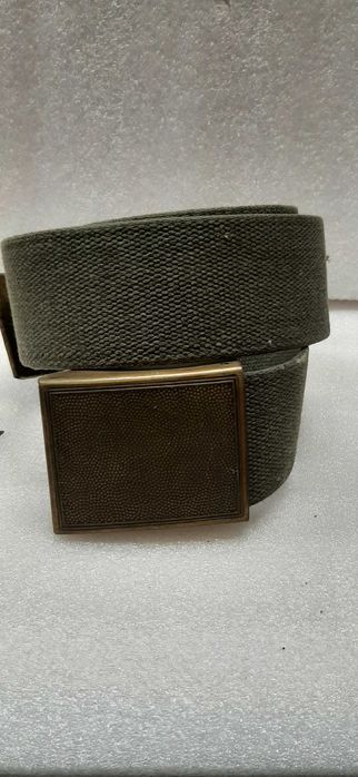 Bundeshwer - pas parciany z mosiężną klamrą