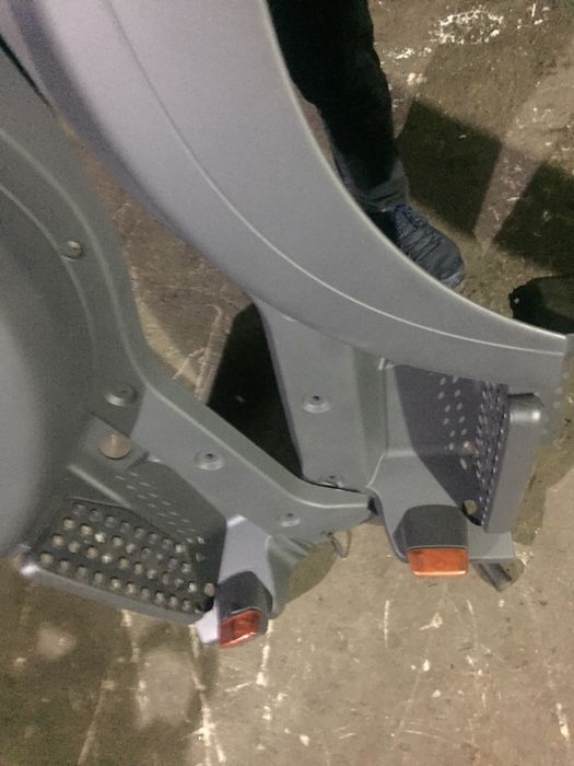 Подножка ступенька крыло МАН ТГЛ MAN TGL.  Разборка ман тгл tgl, тга