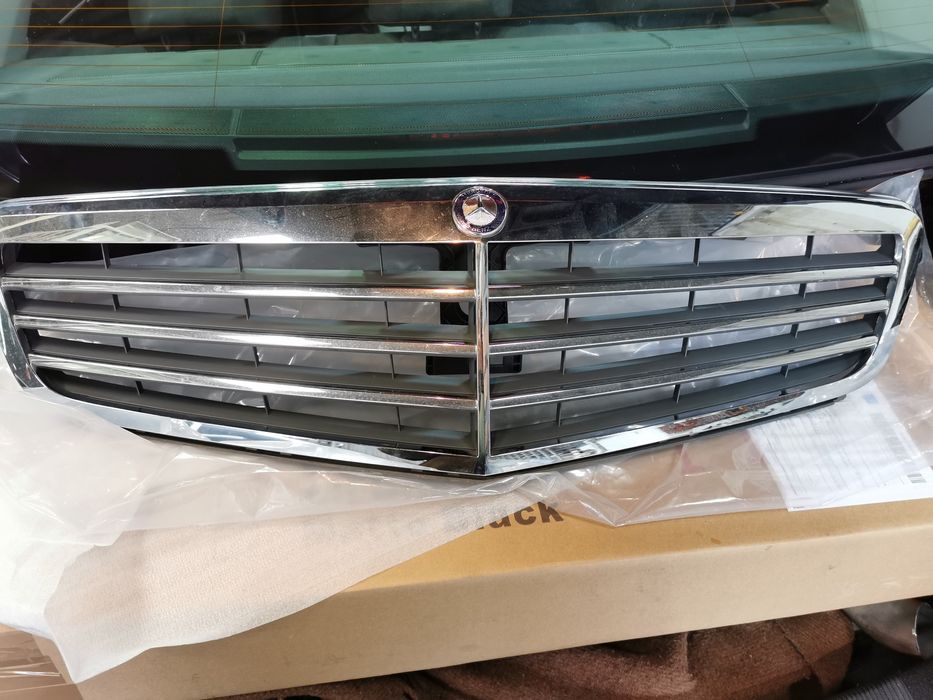 Para choques Dianteiro,Traseiro+Grelha+ embaladeiras Mercedes C 220