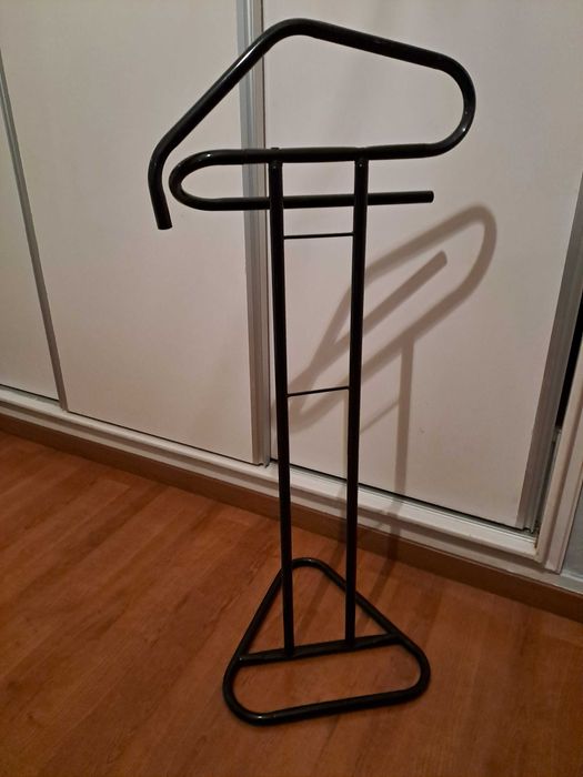 Criado mudo em ferro!