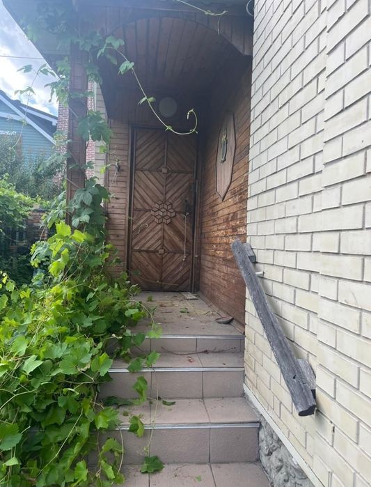 Продаж будинку дача процев біля води