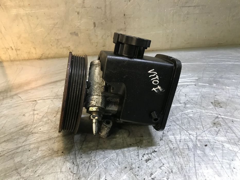 BOMBA DE DIREÇÃO / DIRECÇÃO ASSISTIDA MERCEDES VITO 109CDI W639