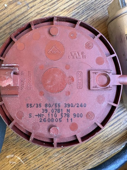 Оригінальні Запасні частини до пральної машини Electrolux EWF 1086