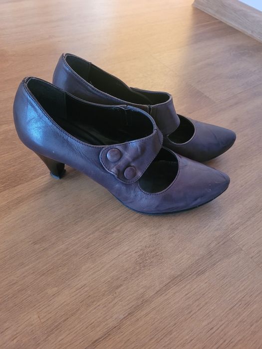 Oddam buty rozmiar 39