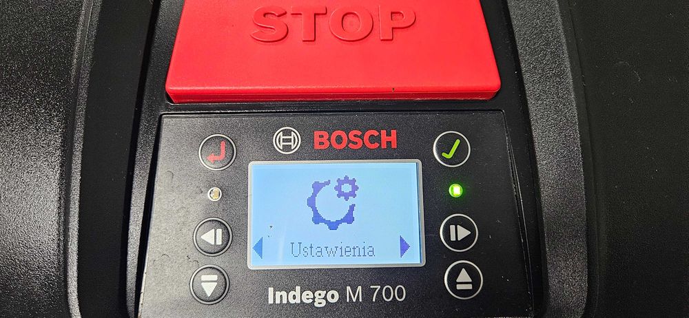 Sprzedam Kosiarkę automatyczną robot INDEGO M 700 BOSCH